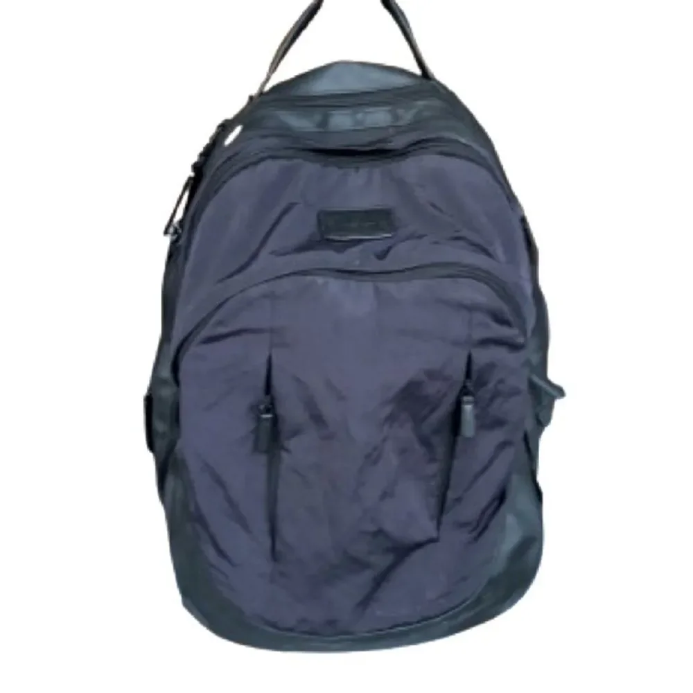 Tumi Virtue Courage Laptop Computer Backpack Navy/Black Leather Trim – Used